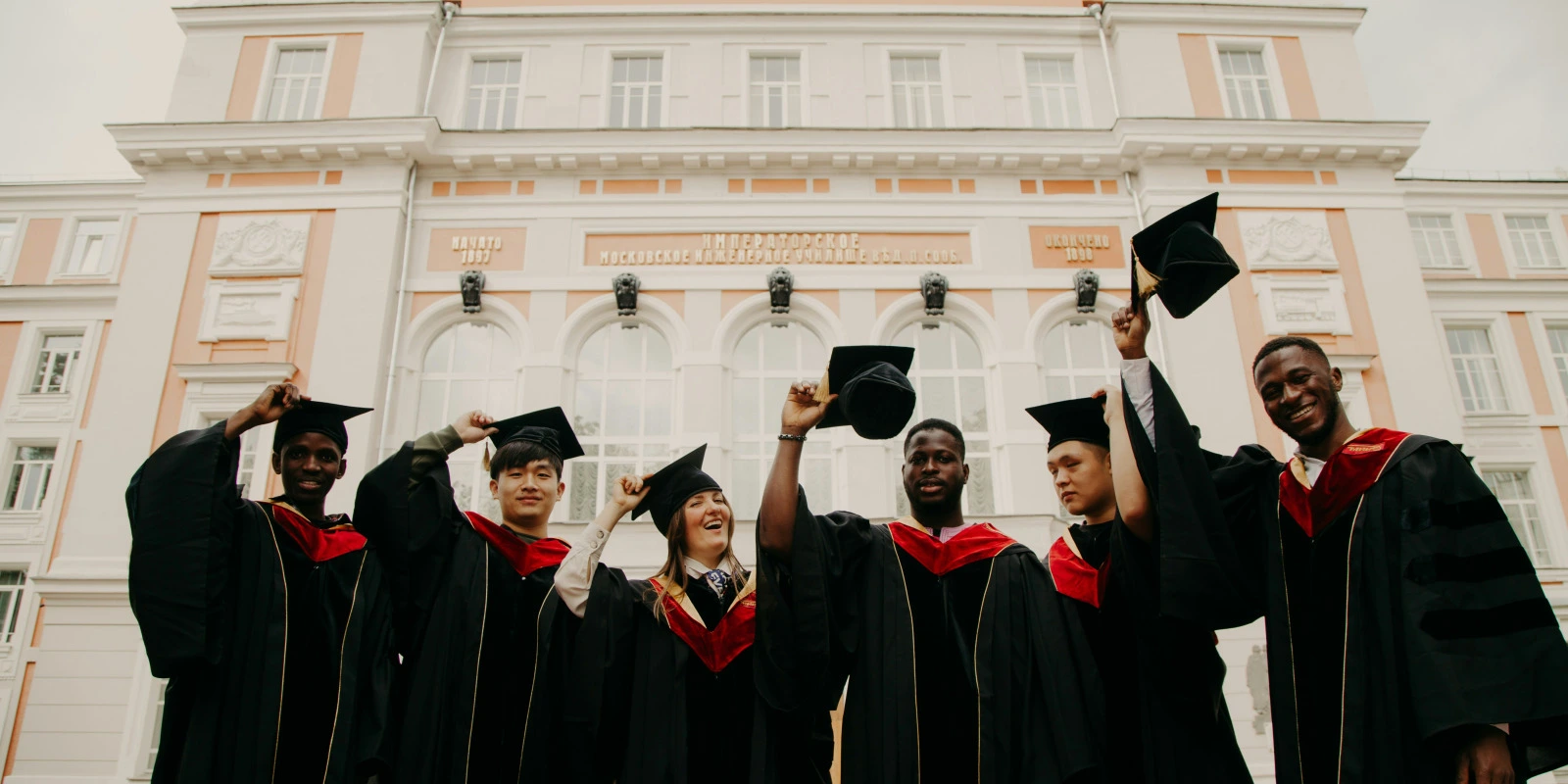 Les Débouchés de la Licence MIASHS : Témoignages et Conseils