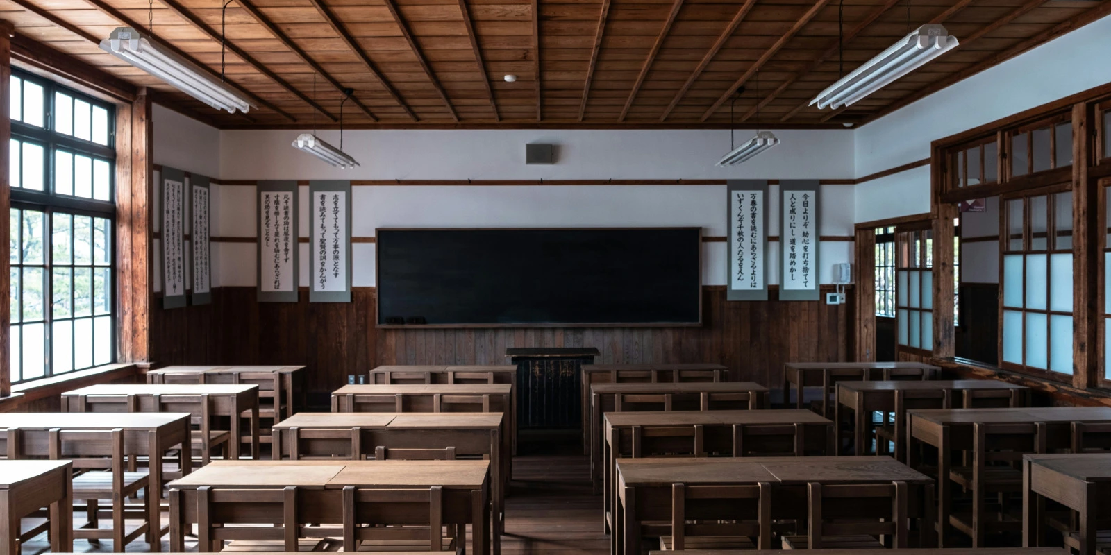 Méthodes Quantitatives pour les Sciences Humaines : Cours en Licence MIASHS